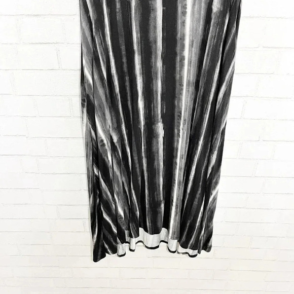 Torrid Black & White Scoop Neck Midi Dress with Pockets Women's Plus Size OX - Picture 5 of 9